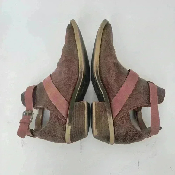 Lucky Brand Chaves Cutout Leather Double Strap Ankle Booties -10M - Picture 7 of 11